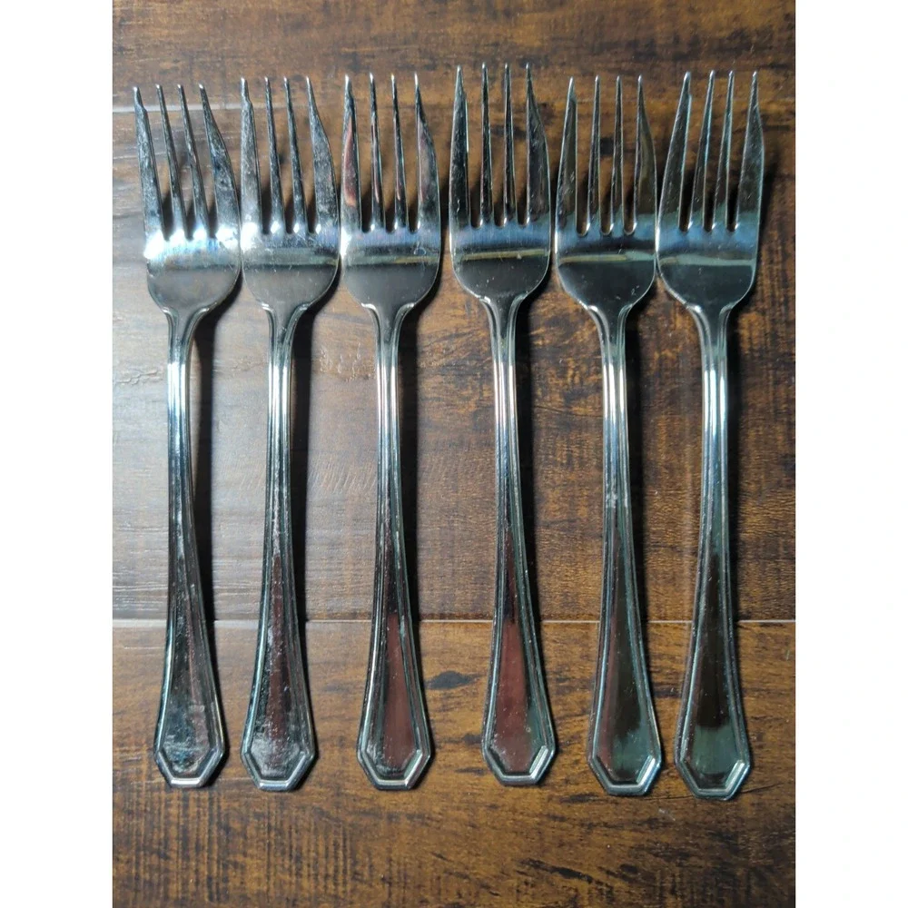 Towle 18/10 stainless TWS531 lot of 6 salad forks 7 3/8